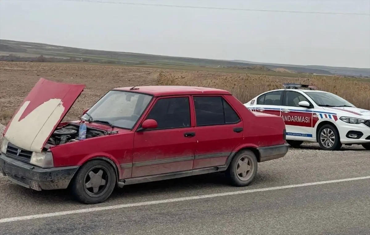 Kırşehir'de Sahte Plakalı Araç Operasyonu: Motor ve Şasi Numaraları Değiştirildi