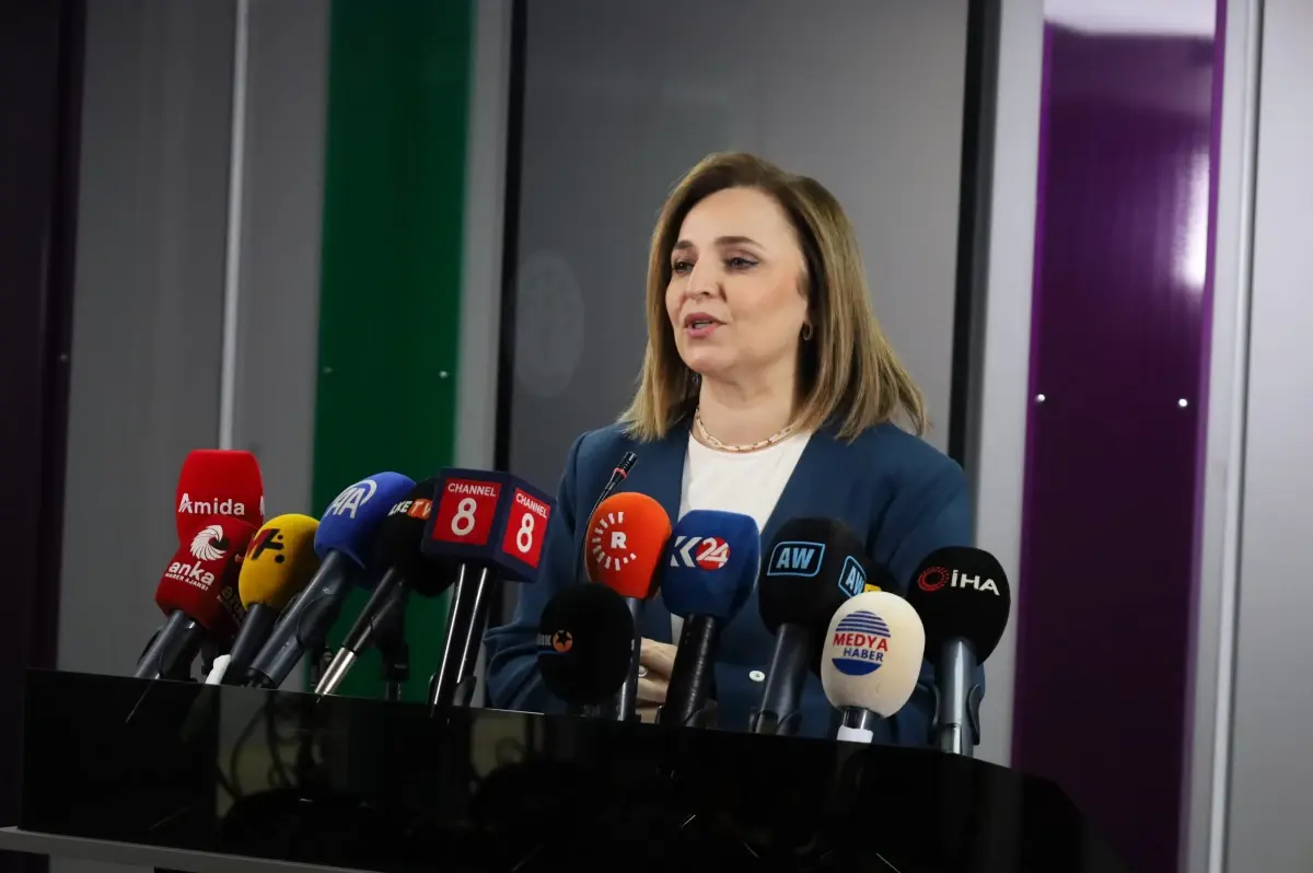 DEM Partisi İmralı Heyeti Öcalan'la Kritik Görüşme İçin Yola Çıkıyor