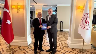 Ankara’da spor toplantısı sırasında Büyükkılıç ve Bakan Aşkın Bak