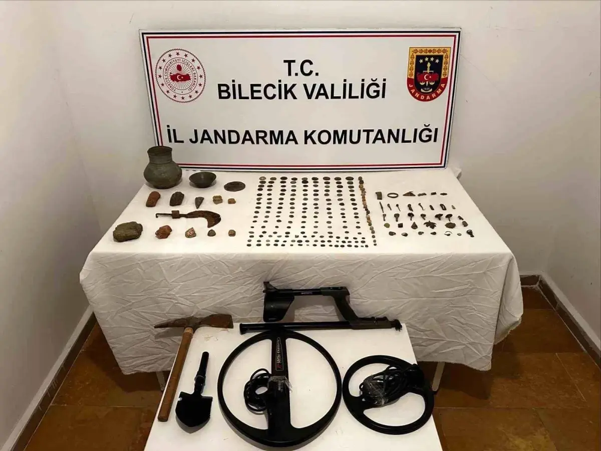 Bilecik Söğüt’te 349 Tarihi Eser Ele Geçirildi: Kaçakçılık Ağı Çökertildi