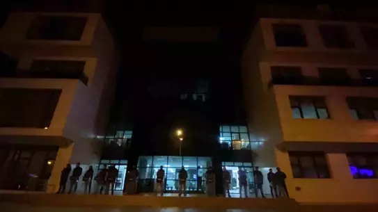 Marmaris Belediyesi'nde Gece Yarısı Polis Operasyonu: Gözaltılar ve Soruşturma Detayları