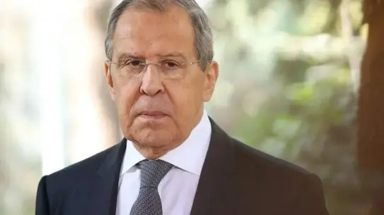Lavrov'un İran'a askeri ürün tedariki açıklaması