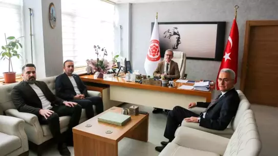 STSO, Sivas Cumhuriyet Üniversitesi Hastanesinde Tedarikçi Ödemelerindeki Gecikmeleri Gündeme Getirdi