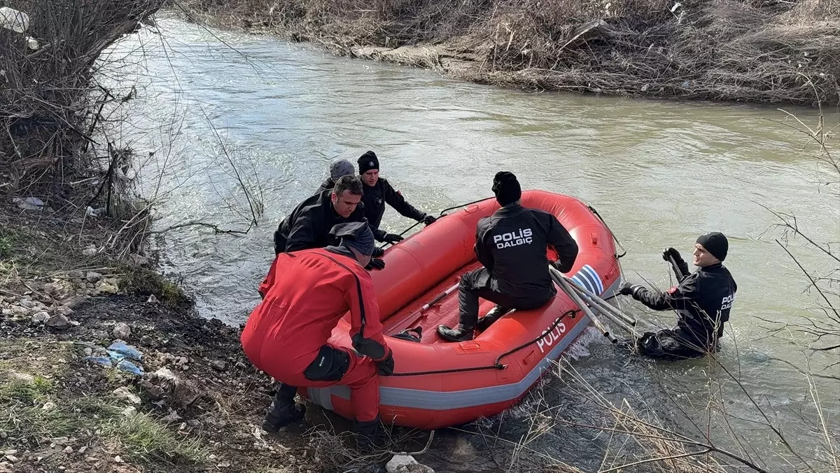 Adıyaman’da 8 Yaşındaki Otizmli Çocuğun Arama Çalışmaları Havanın Kararması Nedeniyle Durduruldu