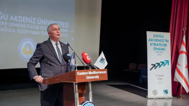 Katılımcılar arasında Amcaoğlu