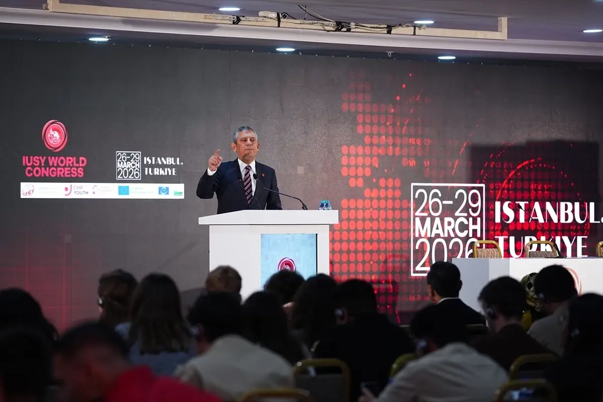 Genç Nesil İçin Sosyal Demokrat Türkiye Vizyonu: Özgür Özel'in Mesajı