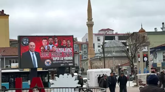 Çorum FK'yi destekleyen billboard görselleri