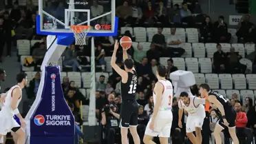 Beşiktaş GAİN, Glint Manisa’yı 102-70 Skorla Fark Attı