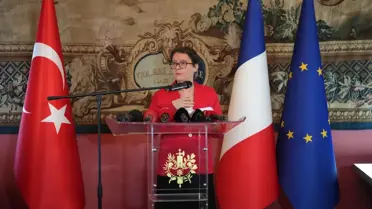 Sanal sergide Yirmisekiz Çelebi'nin sergi salonu