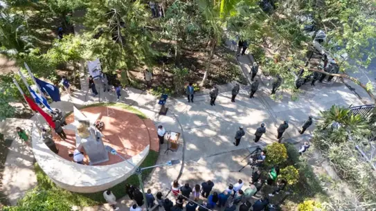 San Salvador’da Türkiye Parkı Açıldı: Atatürk Büstüyle Dostluk Simgesi