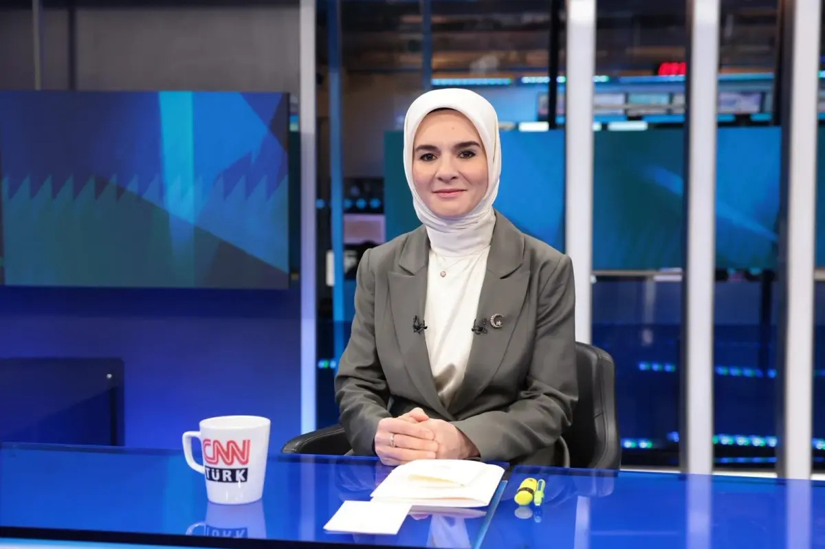 Bakan Göktaş'ın doğum izni açıklaması