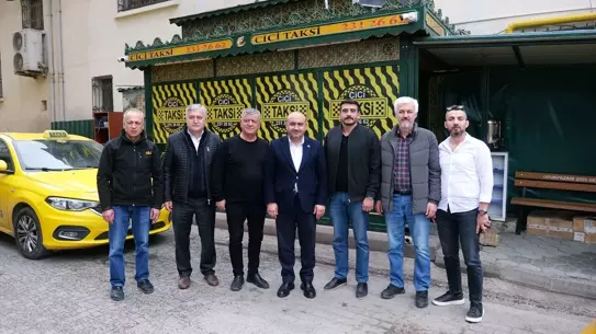 Albayrak, Eskişehir’de Taksi Durağı Ziyaretiyle Esnafa Destek Sözü