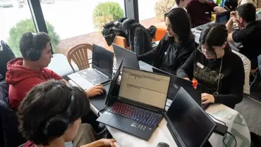 Türkiye Uzay Ajansı'ndan Gençlere Uzay Hackathonu: 37 Şehirde Yenilik Rüzgarı