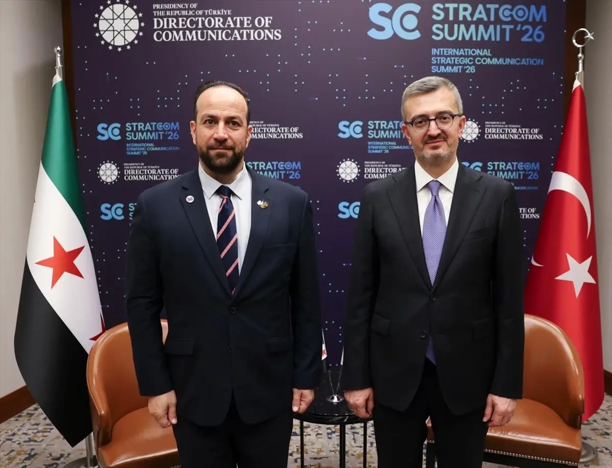 Burhanettin Duran ve Suriye Enformasyon Bakanı el‑Mustafa görüşmesi