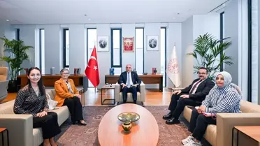 Kültür ve Turizm Bakanı Ersoy, TOGEMDER Başkanı Sekmen'le Görüşme Gerçekleştirdi
