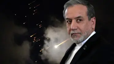 İran Devrim Muhafızları Dubai'deki Oteli Hedef Aldı