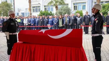 Mersin'de Şehit Polis Memuru Serkan Ünal'ın Cenazesi Görkemli Törenle Gerçekleştirildi