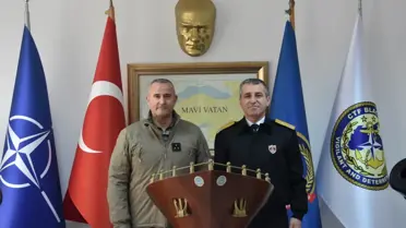 İstanbul’da Çok Uluslu Askeri Heyet, Deniz Unsur Komutanlığı’nı Ziyaret Etti