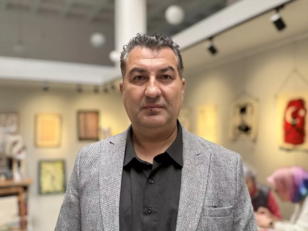 Akdeniz Üniversitesi'nde geleneksel sanat atölyesi