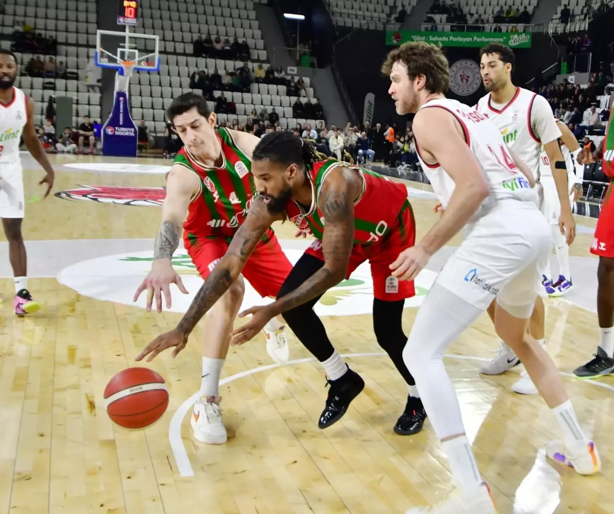 Karşıyaka, Mersinspor ile Düşme Hattında Kritik Maça Çıkıyor