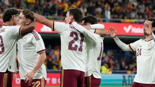 İspanya, Sırbistan'ı 3-0'lık Farkla Temiz Kazandı