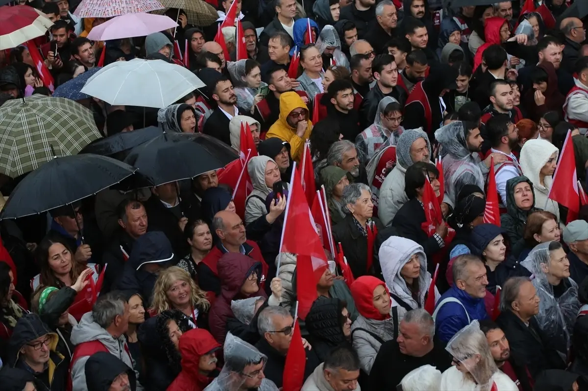 CHP Lideri Özgür Özel: Mitinglerdeki Kalabalık Türkiye’nin Geleceğine Umut Veriyor