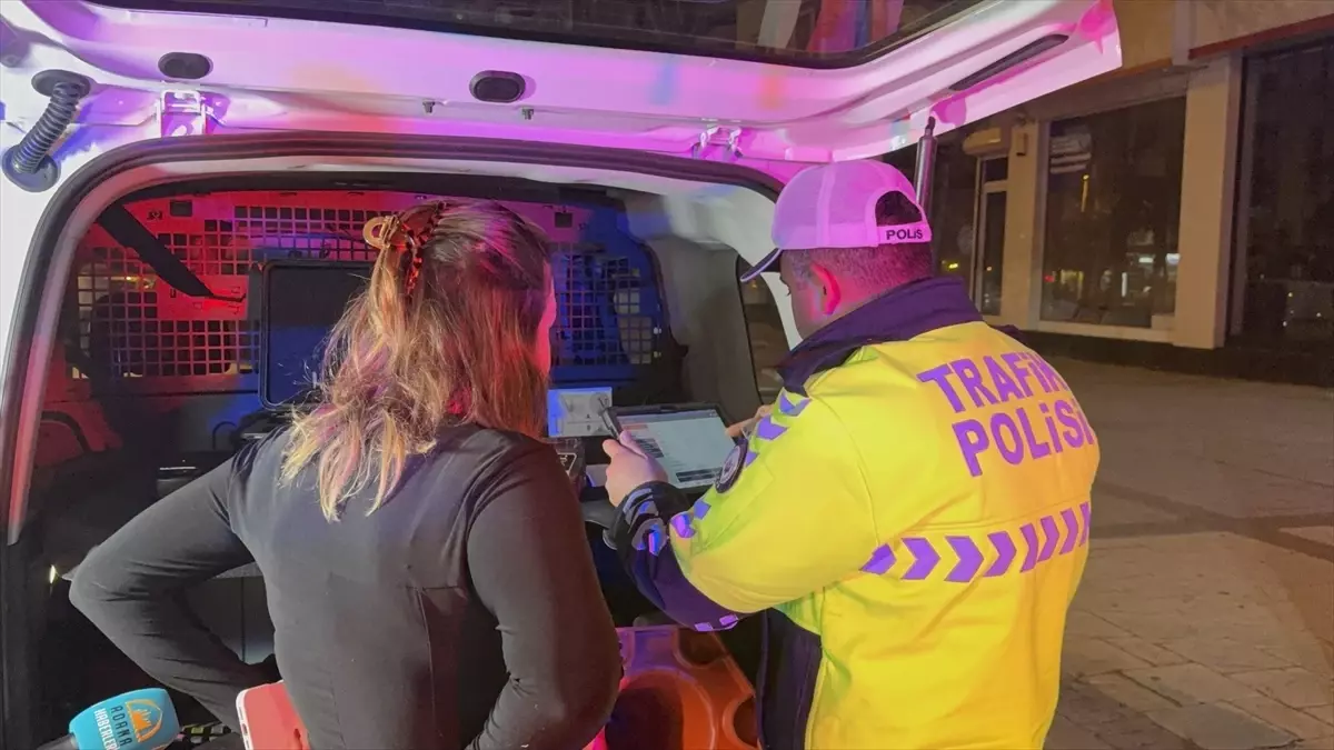 Adana’da Trafik Denetimi: 48 Sürücüye Toplam 674 Bin TL Ceza, 1 Araç Trafikten Men Edildi