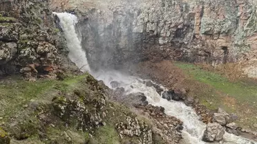 Muş şelalelerinin ana akışı