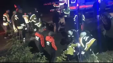 Kaza anındaki devrilen otomobil