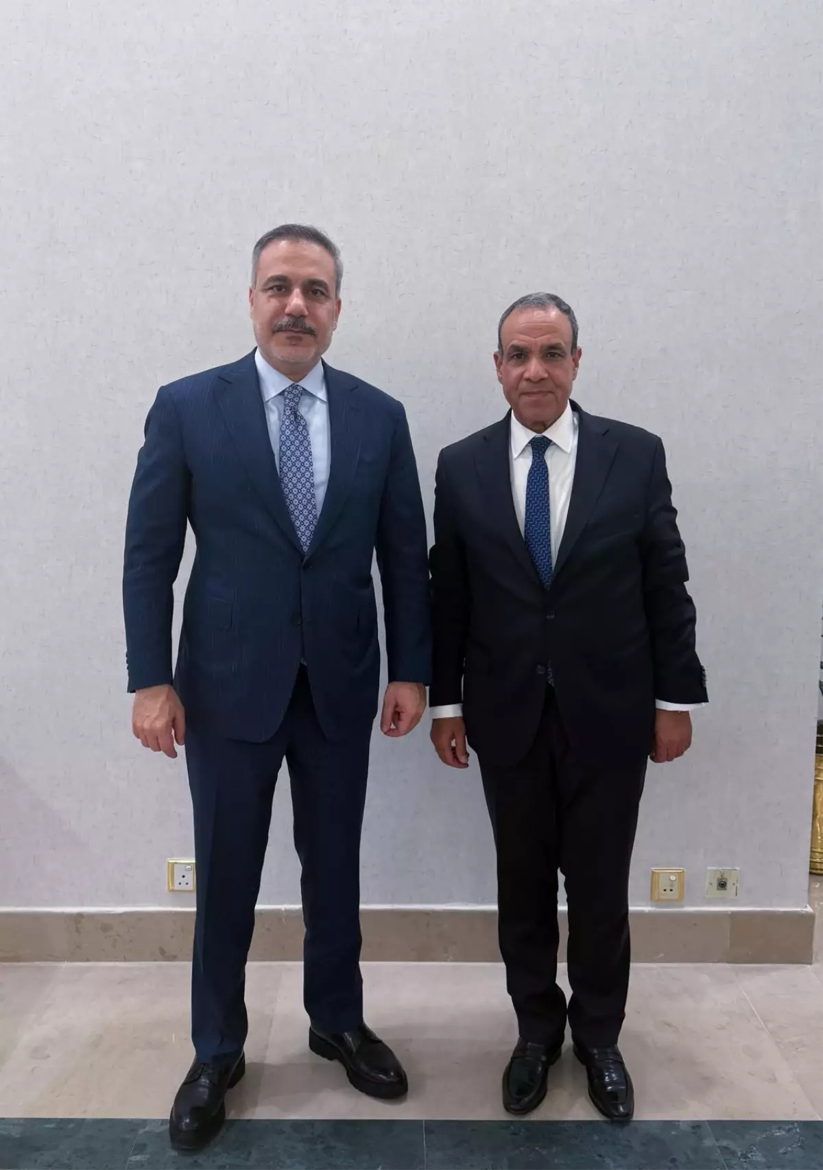 Hakan Fidan, Mısır Dışişleri Bakanı Bedir Abdulati ile Pakistan’da Görüştü