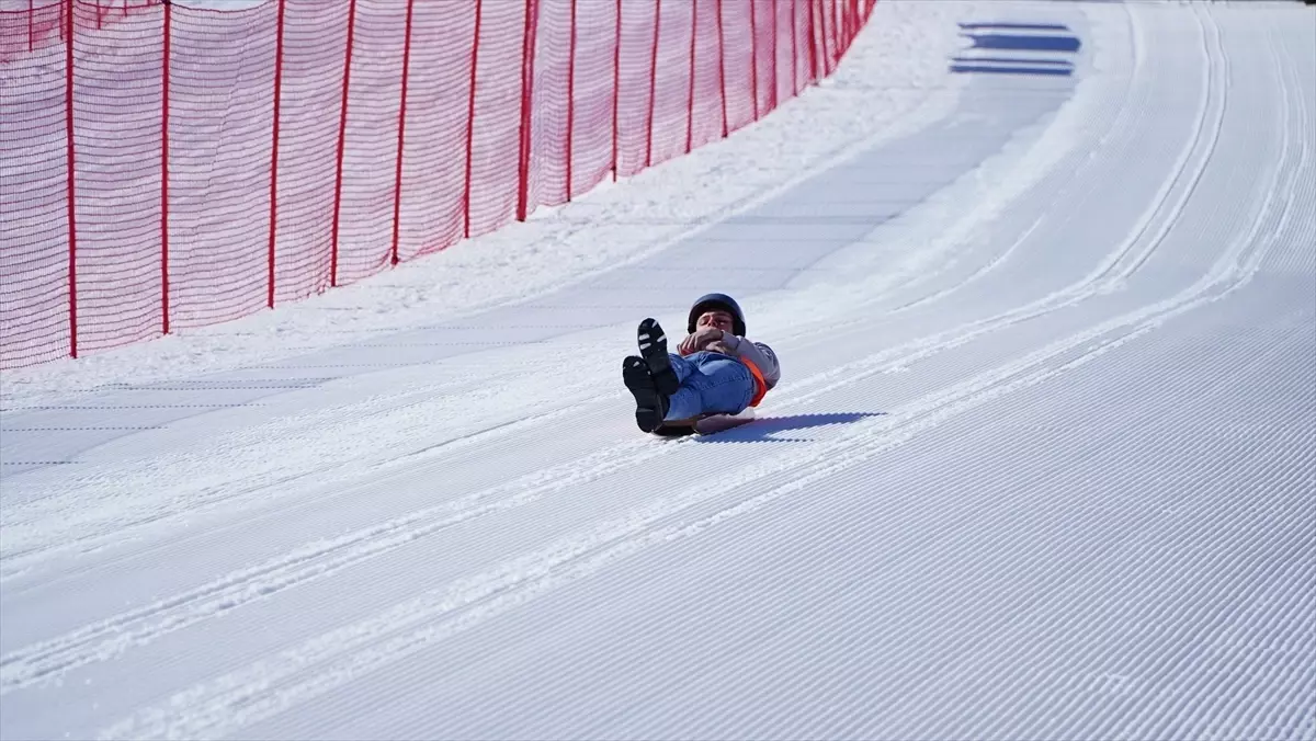 Erciyes Kayak Merkezi'nde Geleneksel Kızak Şampiyonası Coştu