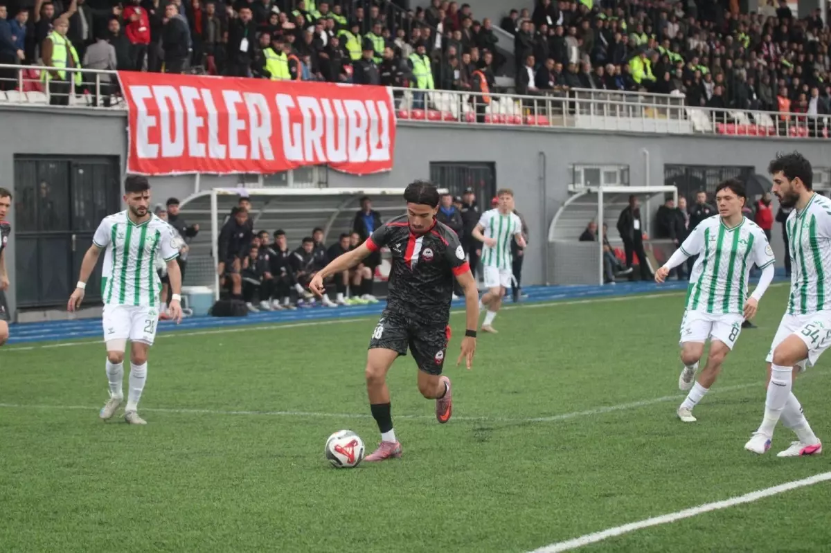 Kahramanmaraşspor Uzatmalarda Attığı Golle Kırşehirspor'u Yenerek Kritik 3. Lig Galibiyeti Aldı