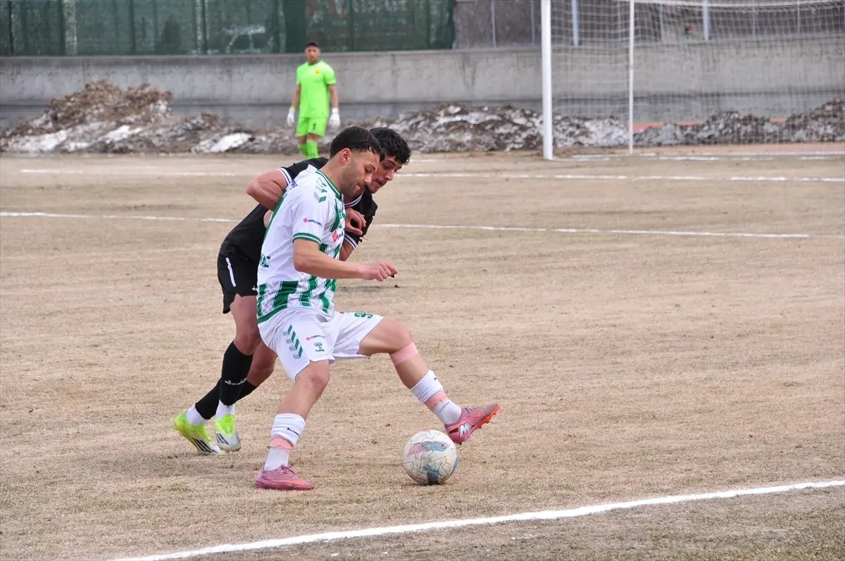 Kars 36 Spor, Futbolcu Kubilay Kaan Kundakçı’yı Anma Töreni Düzenledi