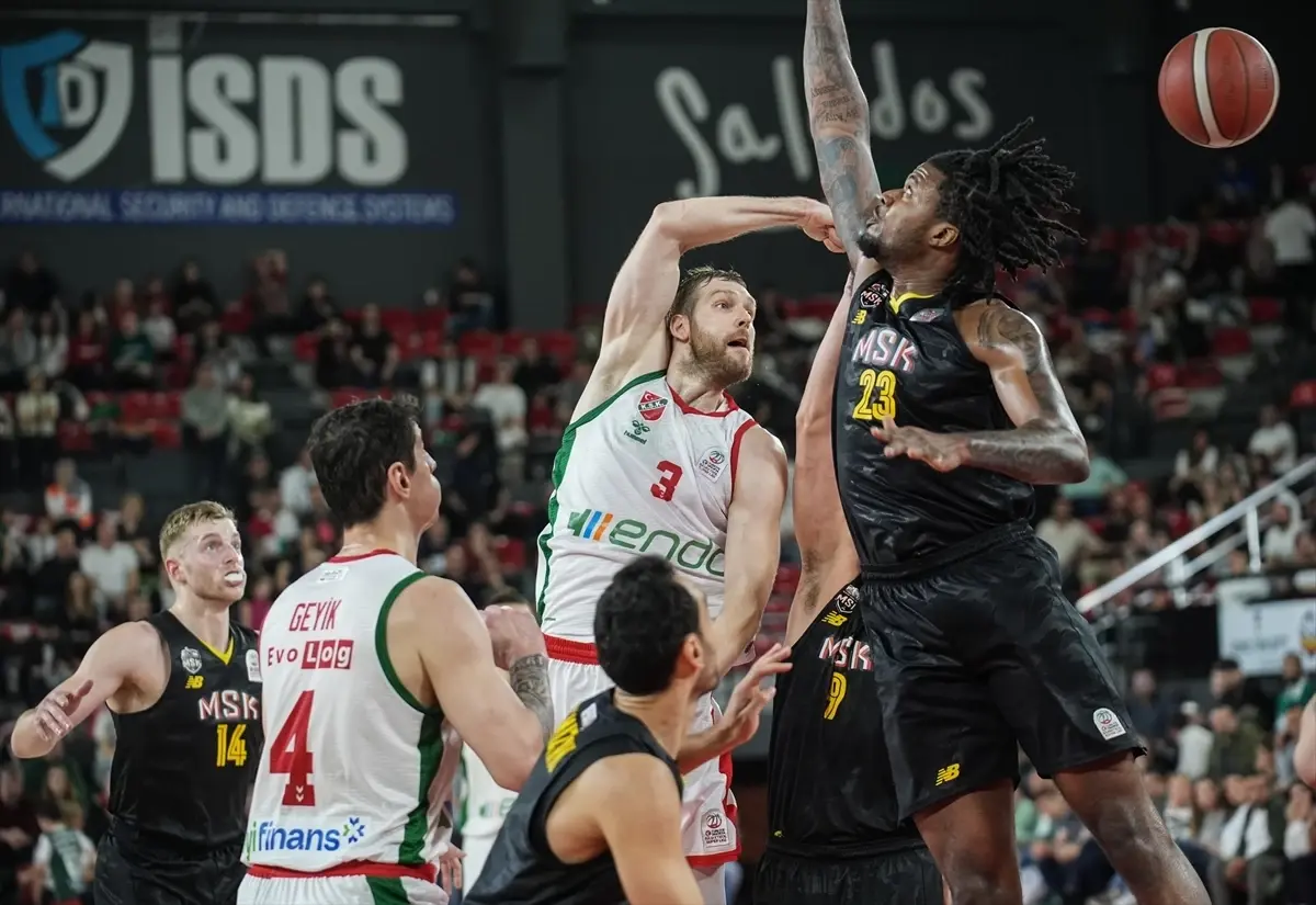 Karşıyaka, Mersinspor’u 92-87’lik Skorla Yenerek Ligde İlerledi