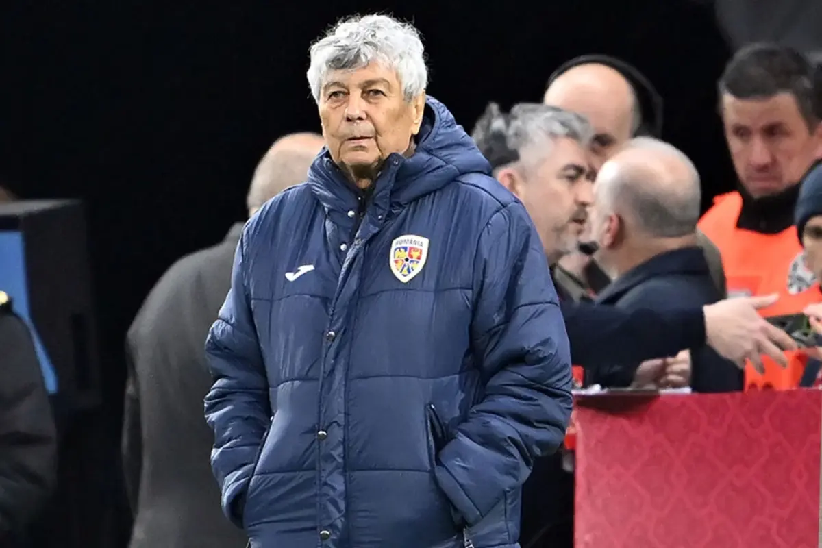 80 Yaşındaki Mircea Lucescu'nun Türkiye Maçı Analizinde Yaşadığı Sağlık Krizi: Açıklaması