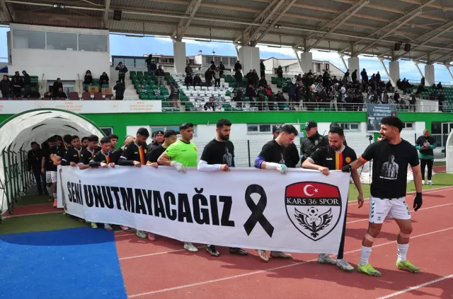 Kubilay'ın forma ve ayakkabısı