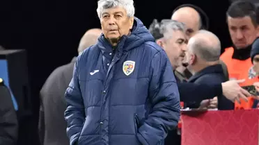 80 Yaşındaki Mircea Lucescu'nun Türkiye Maçı Analizinde Yaşadığı Sağlık Krizi: Açıklaması
