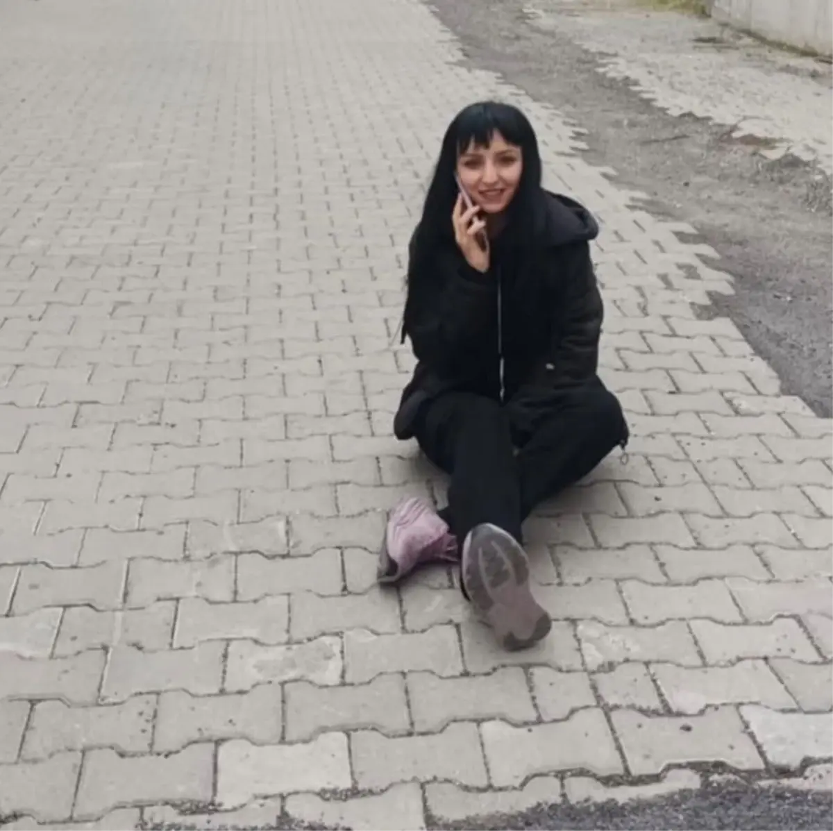 Niğde'de Boşanma Sürecindeki Kadına Şiddet: Eşi Bıçaklayarak Hayatına Çıkardı