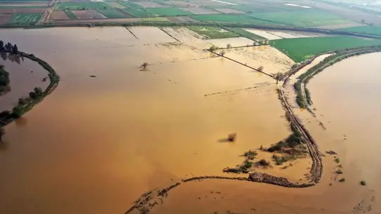 Büyük Menderes Nehri taşması sonrası su altında kalan alanlar