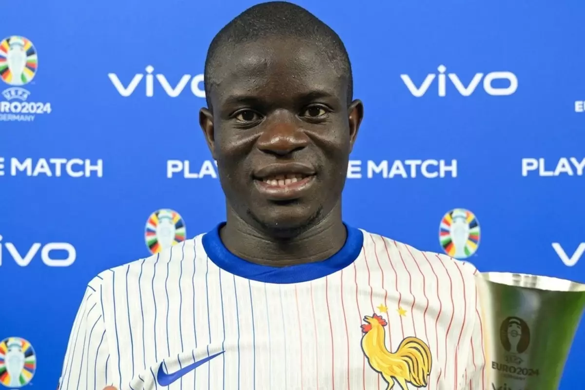 Kante'nin Milli Formasıyla Gösterdiği Performans Dünya Medyasında Yankı Buldu