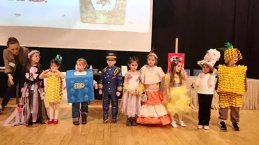 Etkinlikte sergilenen geri dönüşüm eserleri