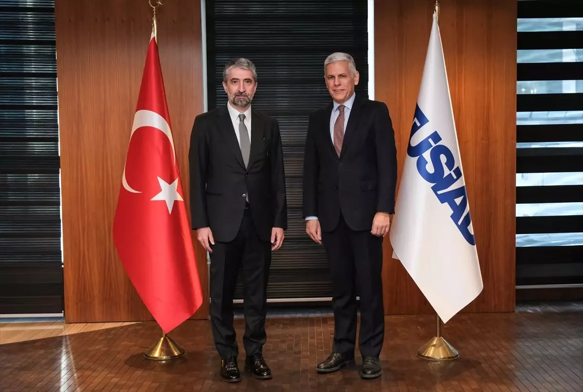 Özyeğin Üniversitesi ve TÜSİAD'dan Kadınların İş Hayatını Güçlendirecek Bakım Eşitliği Ağı