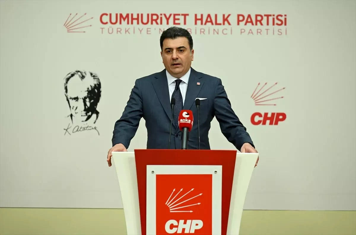 CHP, Uşak Belediye Başkanı Özkan Yalım’ın Parti Üyeliğini Askıya Aldı