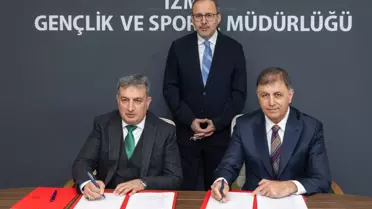 İzmir'de Karşıyaka Stadyumu İnşaatı İçin Yeni Protokol İmzalandı