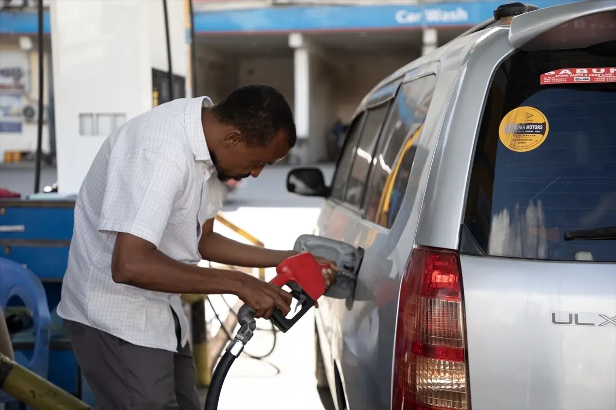 Mogadişu’da Akaryakıt Fiyatları 1,5 Dolara Çıktı: Bölgedeki Etkileri