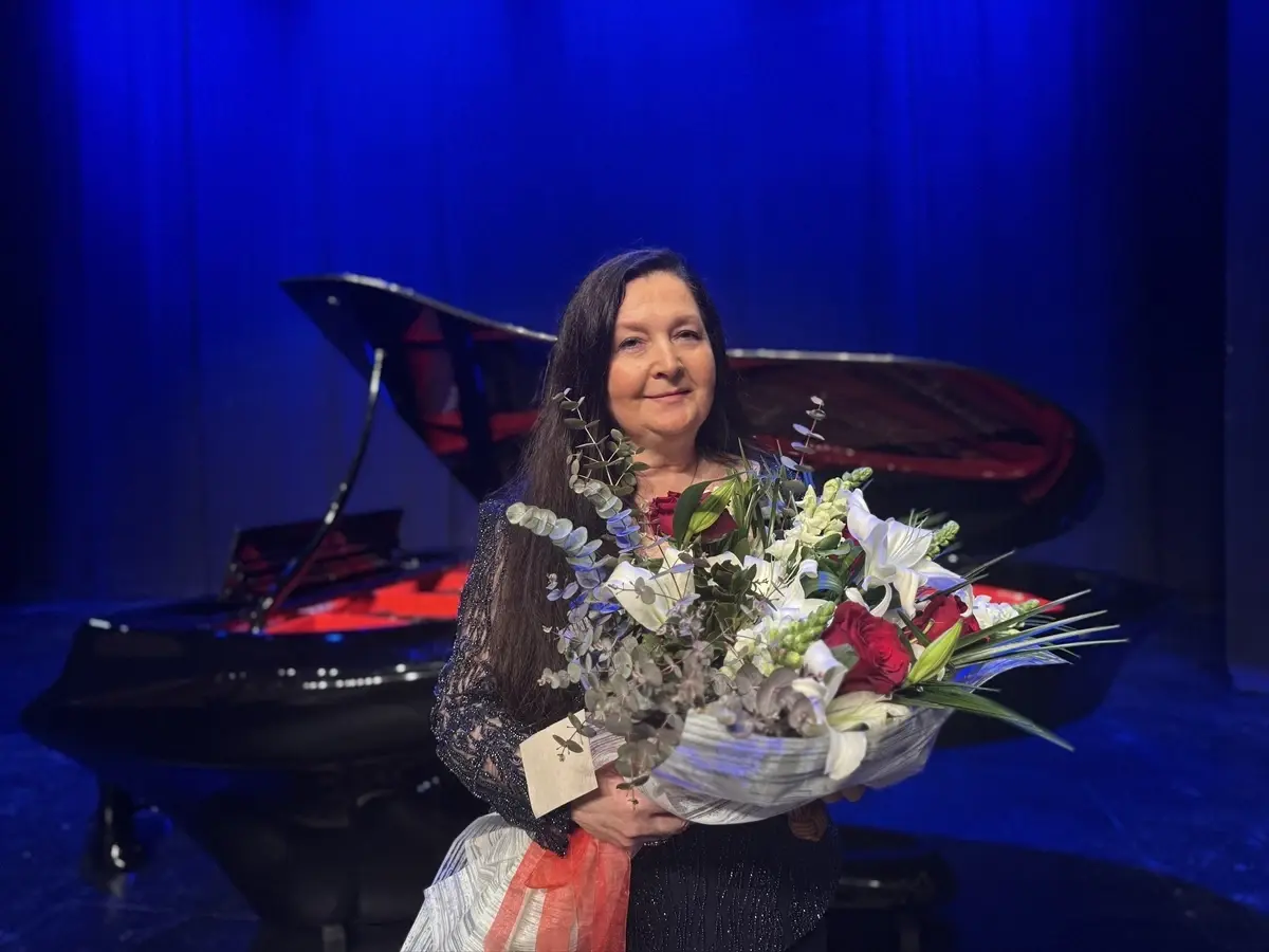 Şefika Kutluer, AKM’de Büyüleyici Flüt Performansıyla İzleyicileri Büyüledi