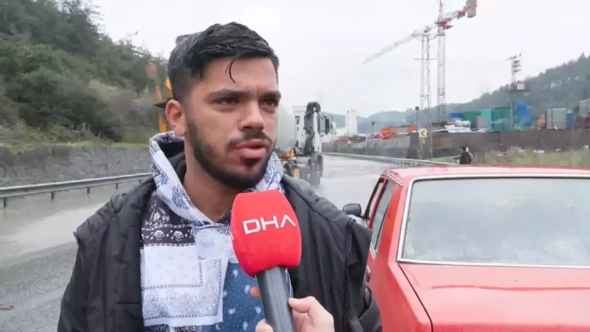 Sarıyer’de Şiddetli Yağışlar Sokakları Göle Dönüştürdü