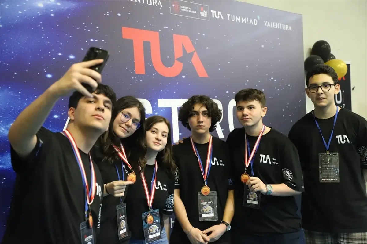 Karabük’te TUA Astro Hackathon: Öğrenciler Uzay Projeleriyle Sahne Aldı