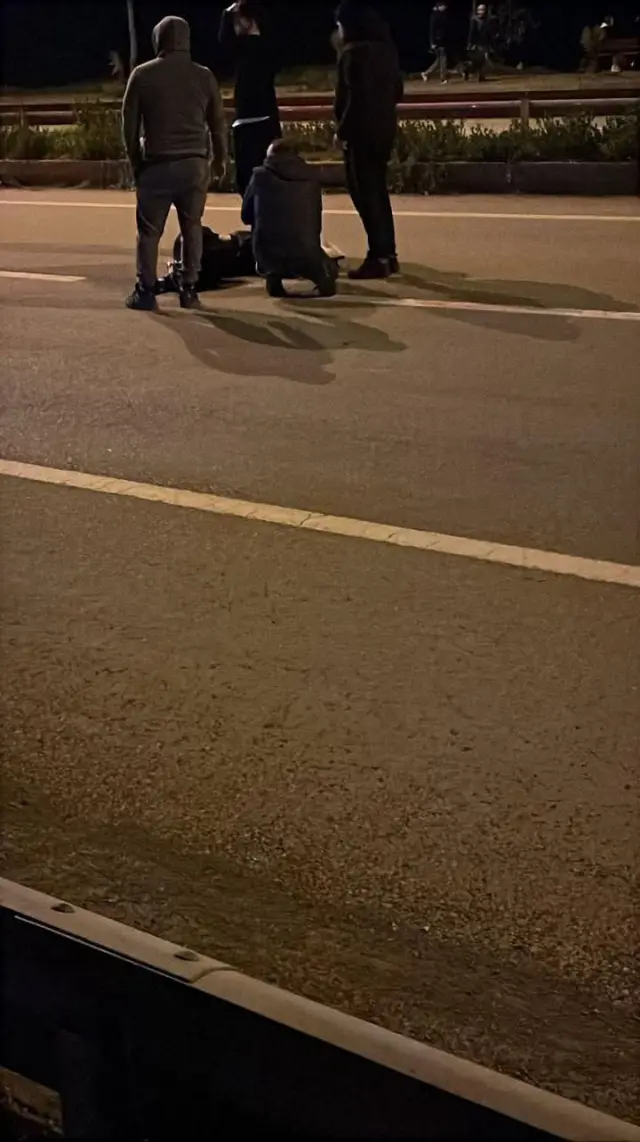 Polis ekipleri inceleme yapıyor