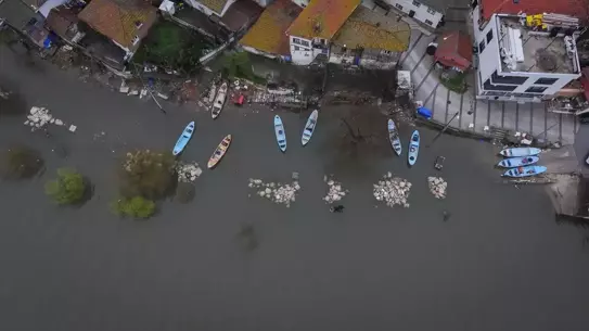 Uluabat Gölü'nde yükselen su seviyesi fotoğrafı
